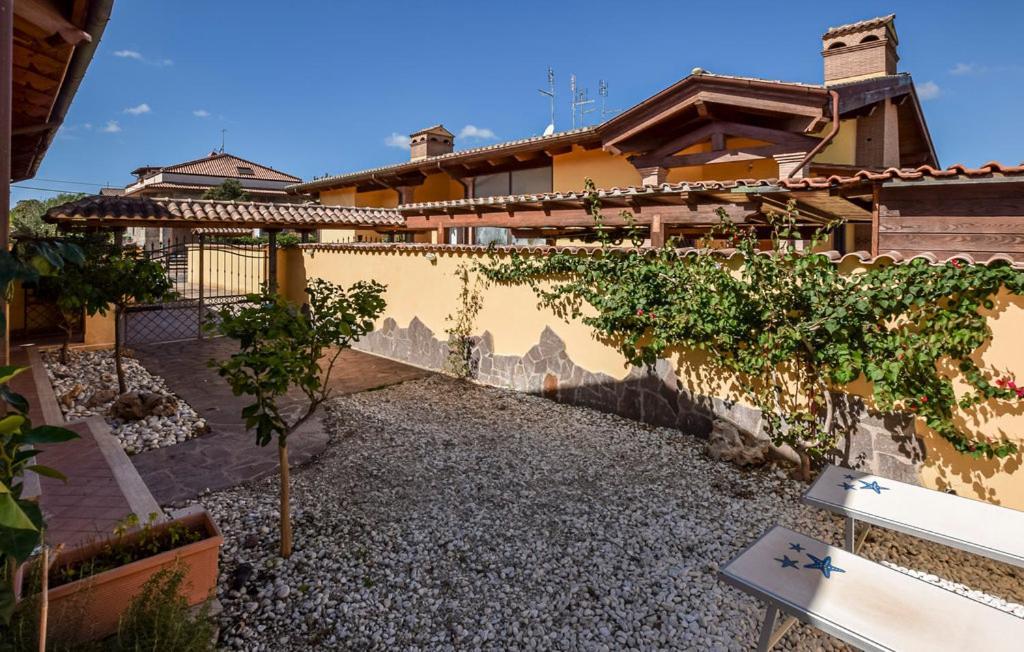 - La Casa Di Laura Ostia Antica